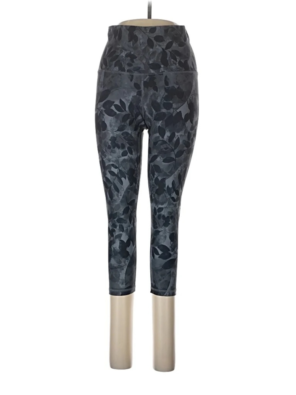 High Waisted Powersoft Dark Gray & Black Leaf-Print Cropped Leggings
